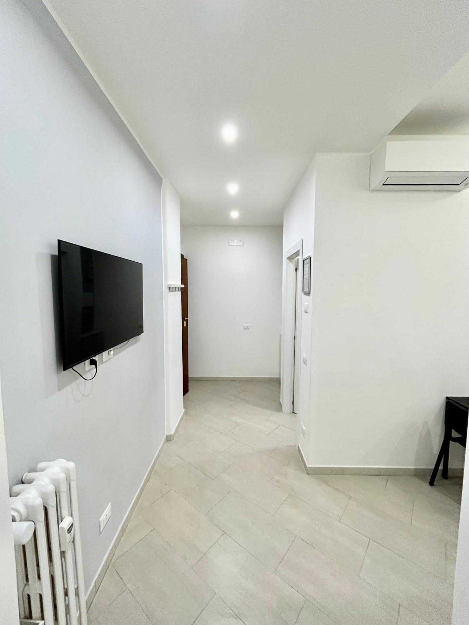 Roma Apartment Holiday ภายนอก รูปภาพ