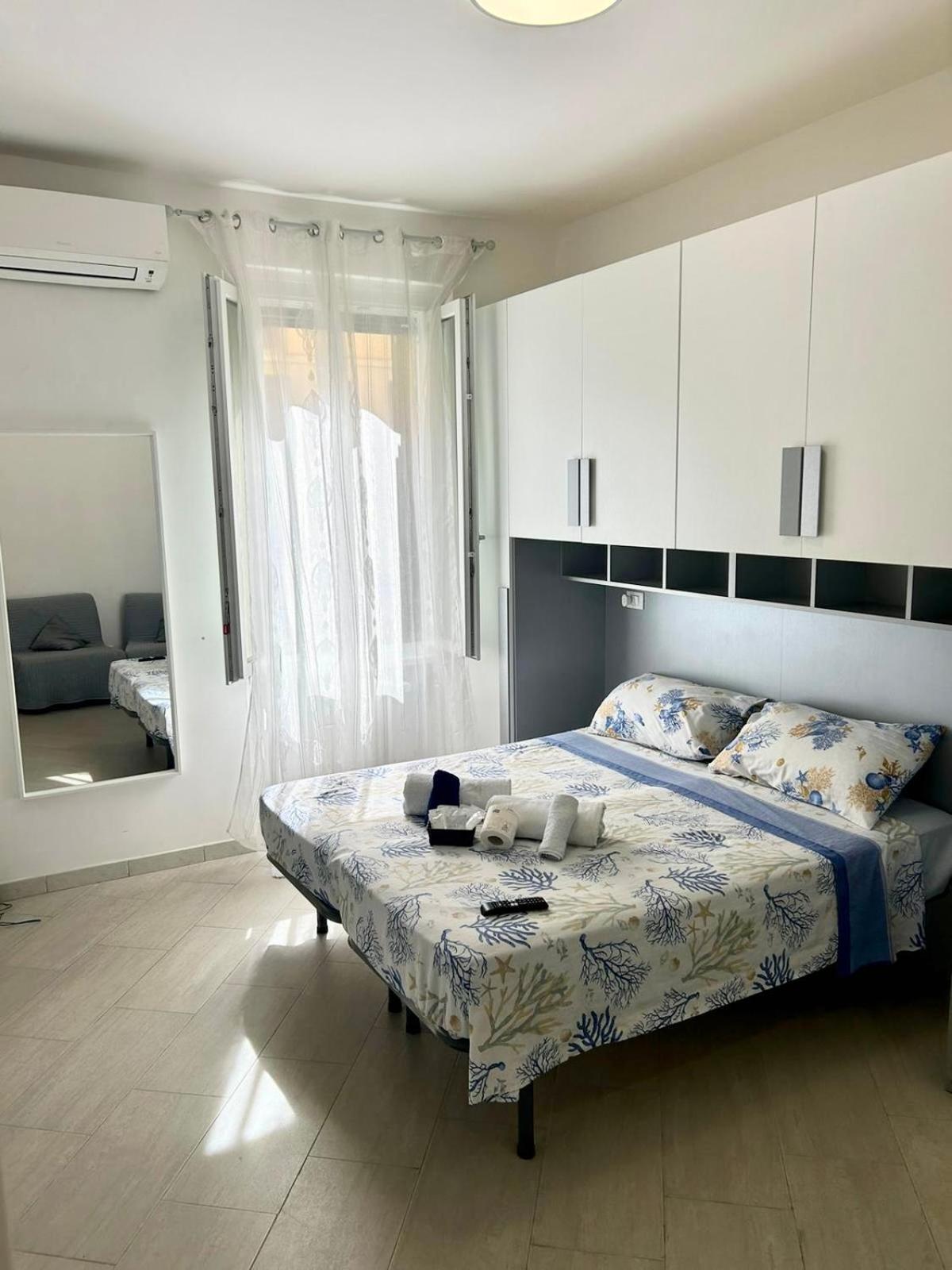 Roma Apartment Holiday ภายนอก รูปภาพ